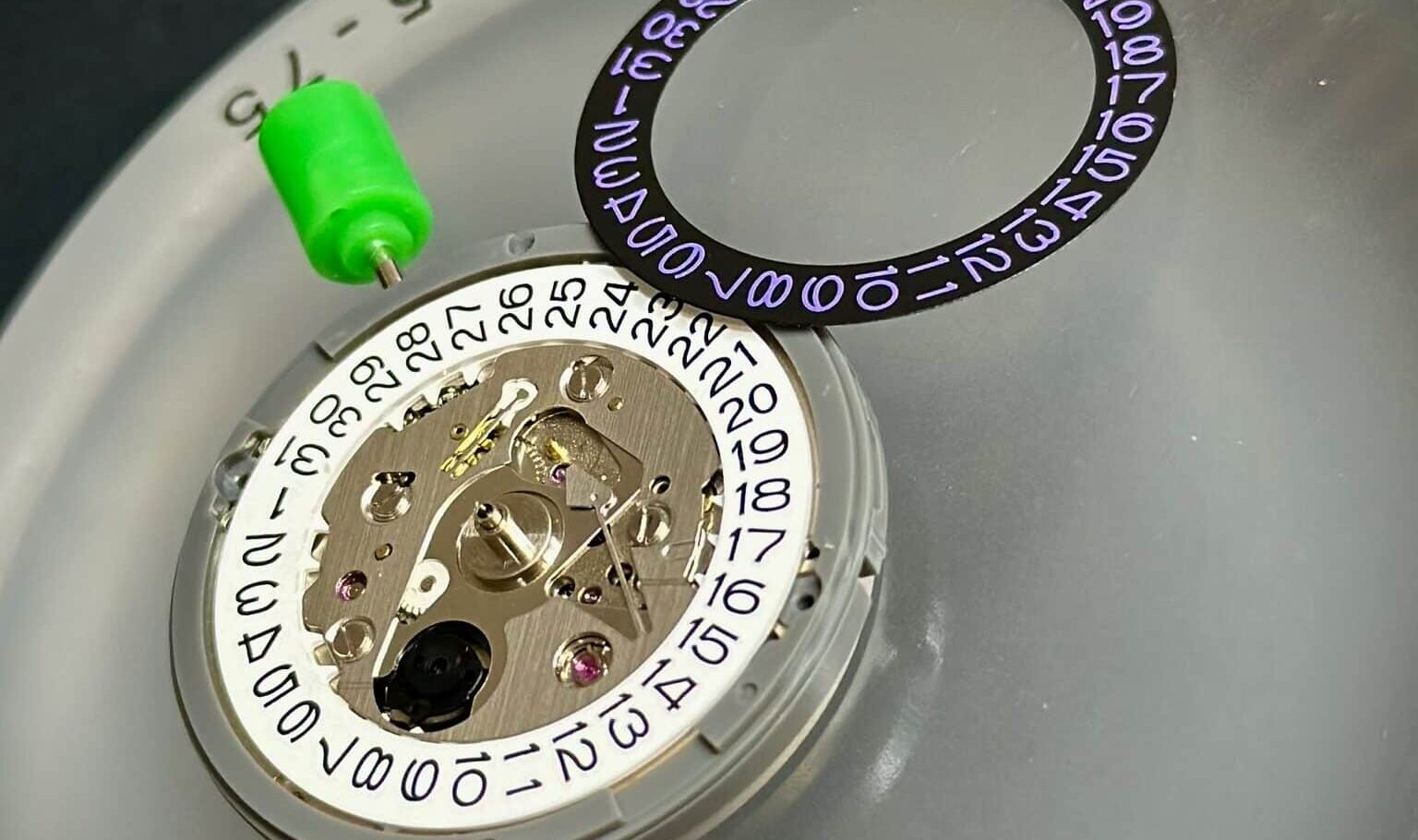 Mouvement NH35 - Précision mécanique